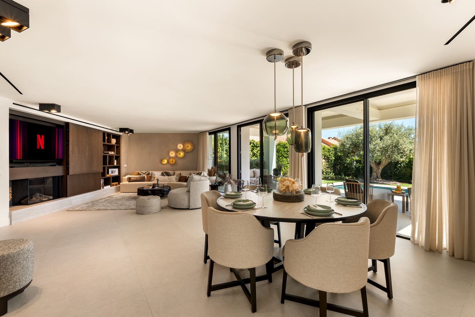 5 soverom Villa til salgs i Marbella med svømmebasseng garasje - € 13 500 (Ref: 9270294)