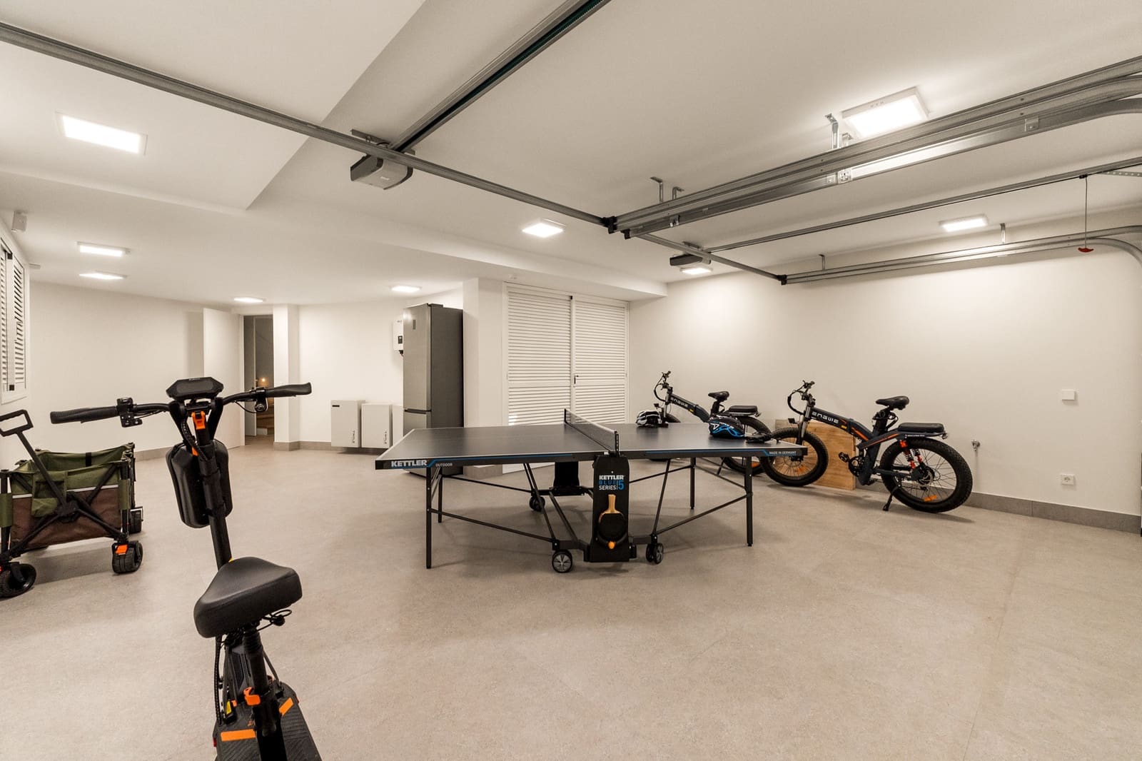 5 soverom Villa til salgs i Marbella med svømmebasseng garasje - € 13 500 (Ref: 9270294)