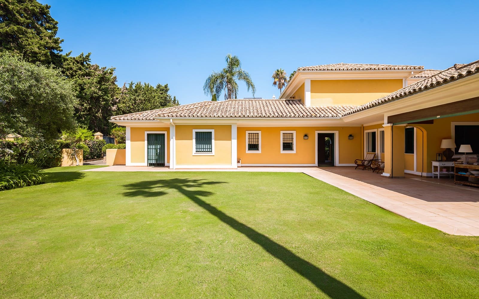 6 slaapkamer Villa te huur in Guadalmina met zwembad garage - € 8.000 (Ref: 9278177)
