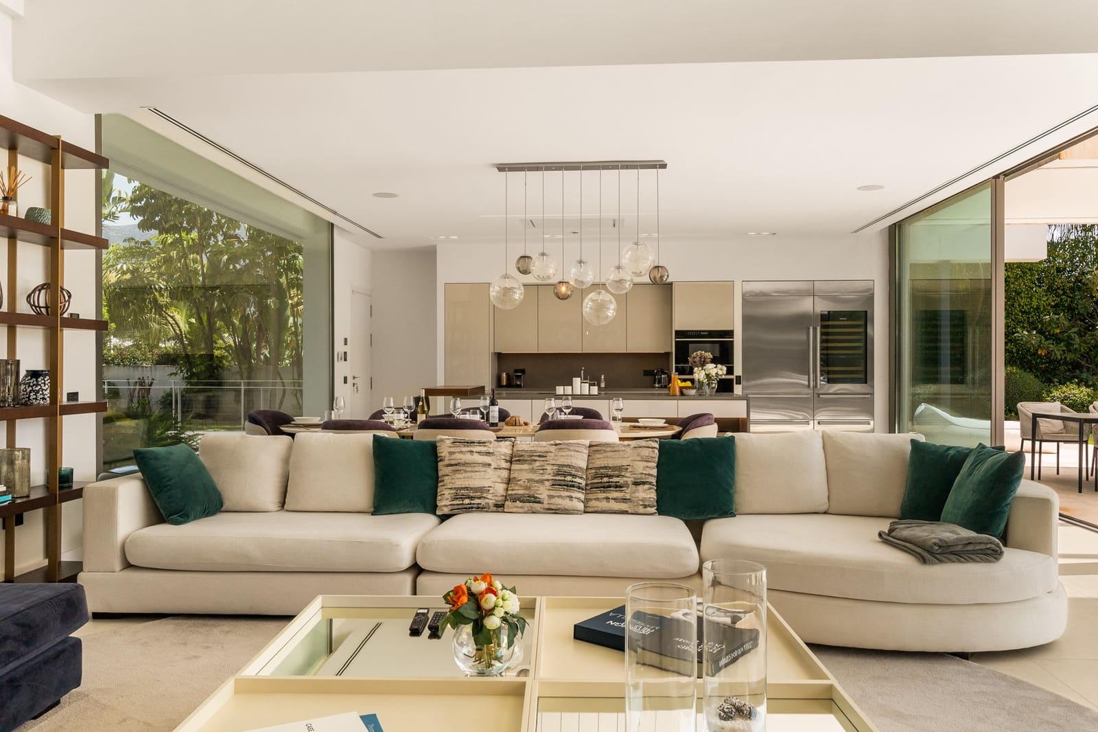 6 soverom Villa til salgs i Marbella med svømmebasseng garasje - € 12 000 (Ref: 9278178)