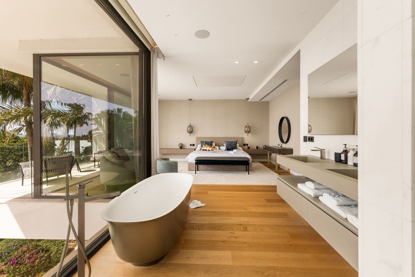 6 soverom Villa til salgs i Marbella med svømmebasseng garasje - € 12 000 (Ref: 9278178)