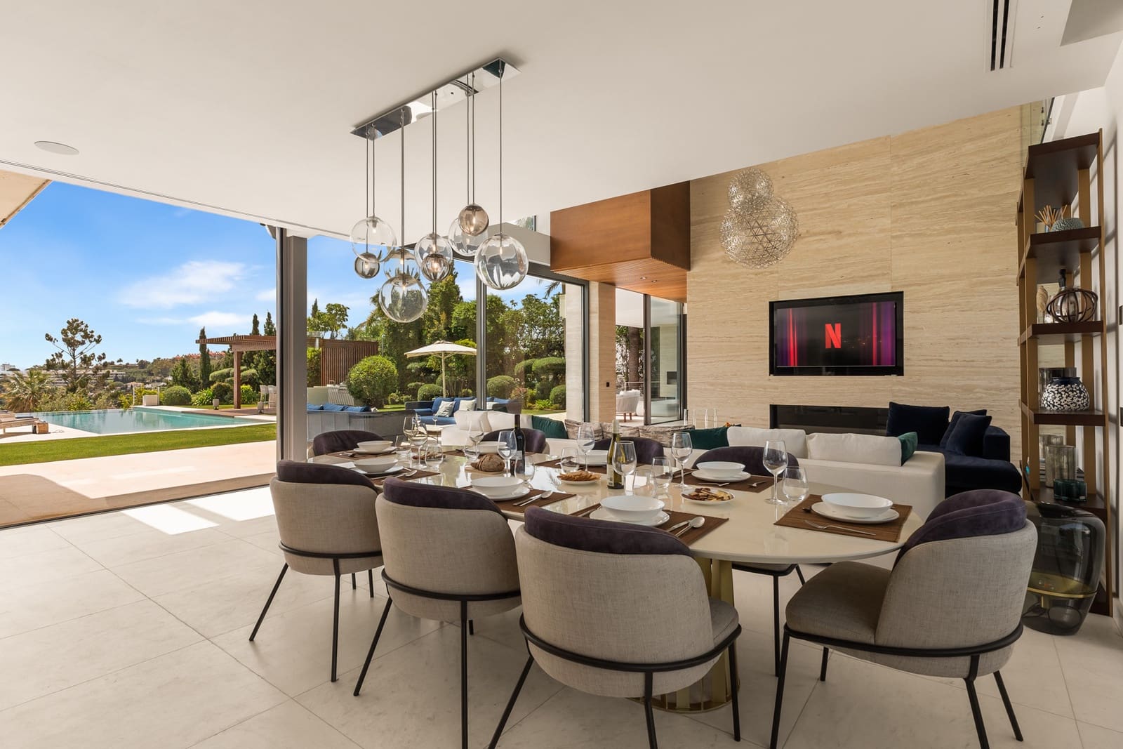 6 soverom Villa til salgs i Marbella med svømmebasseng garasje - € 12 000 (Ref: 9278178)