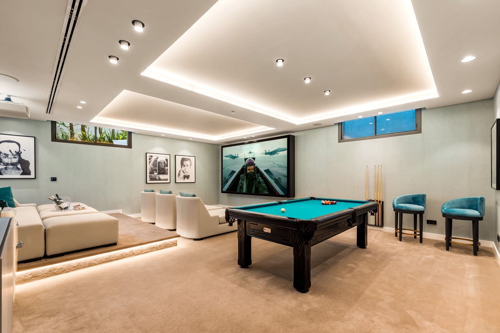 6 soverom Villa til salgs i Marbella med svømmebasseng garasje - € 12 000 (Ref: 9278178)