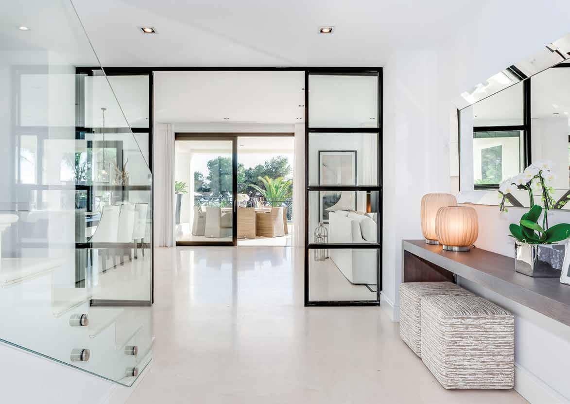 6 makuuhuone Huvila lomavuokrausta paikassa Marbella mukana uima-altaan 
autotalli - 20 000 € (Ref: 9292360)