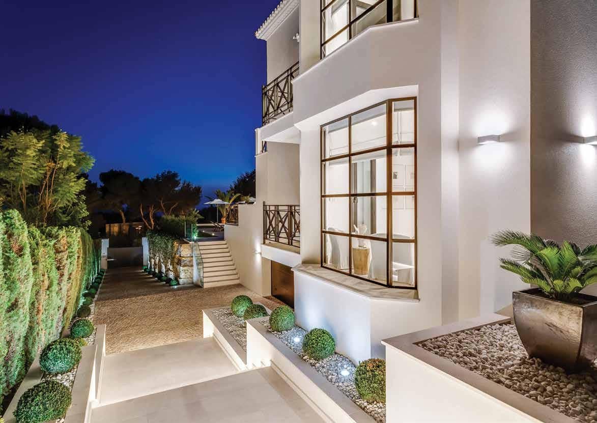 6 makuuhuone Huvila lomavuokrausta paikassa Marbella mukana uima-altaan 
autotalli - 20 000 € (Ref: 9292360)