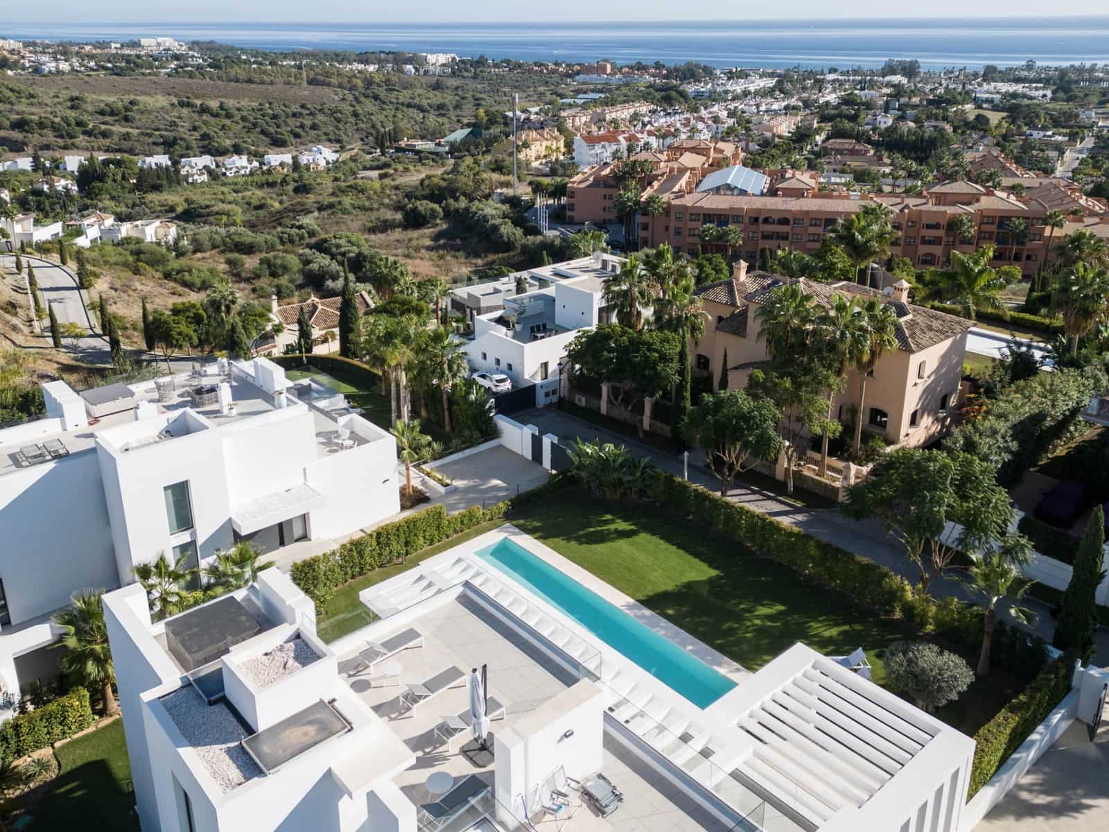 5 bedroom Villa for sale in Los Flamingos with pool garage - € 4,750,000 (Ref: 9368952)