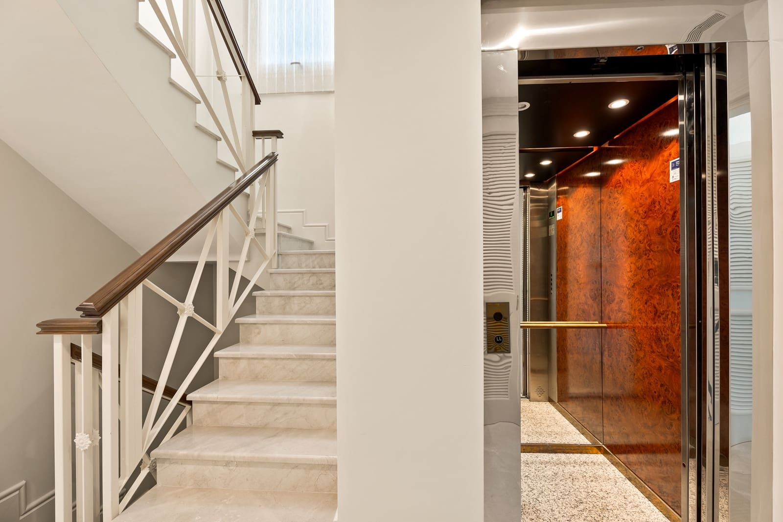 6 sypialnia Willa do wynajęcia w Marbella z basenem garażem - 20 000 € (Ref: 9401055)