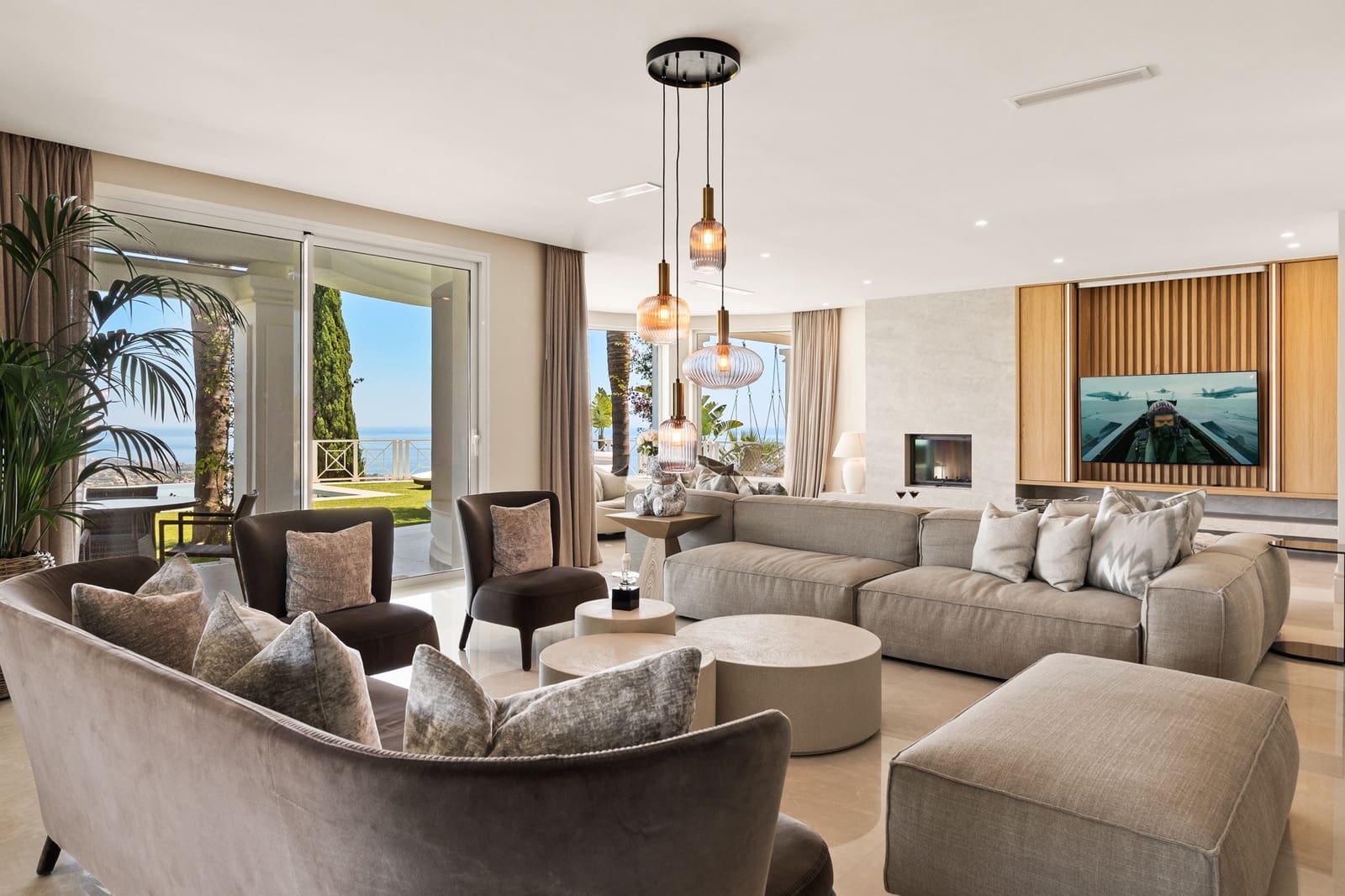 6 sypialnia Willa do wynajęcia w Marbella z basenem garażem - 20 000 € (Ref: 9401055)