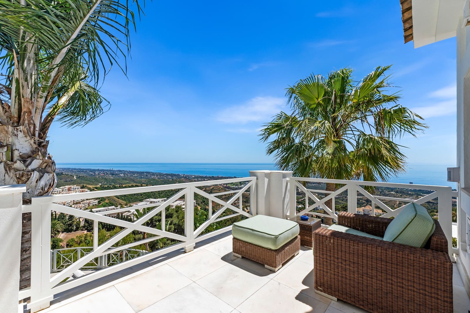 6 sypialnia Willa do wynajęcia w Marbella z basenem garażem - 20 000 € (Ref: 9401055)