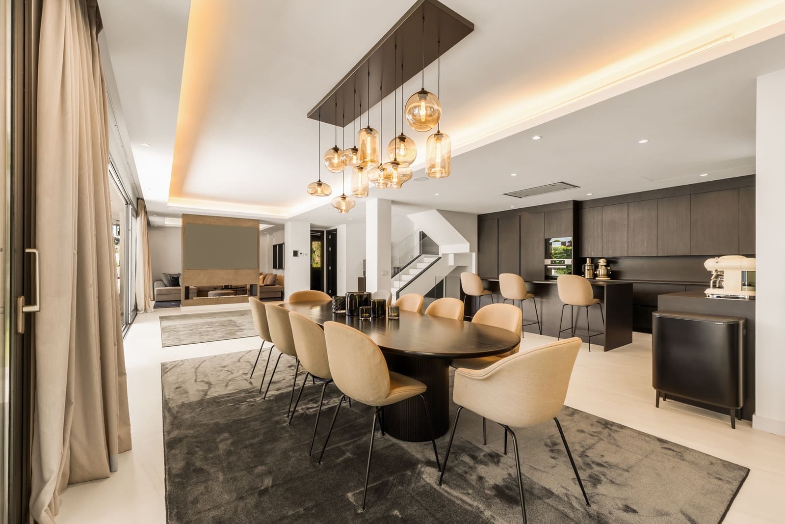 7 bedroom Villa for sale in Marbella with pool garage - € 4,200,000 (Ref: 9414530)