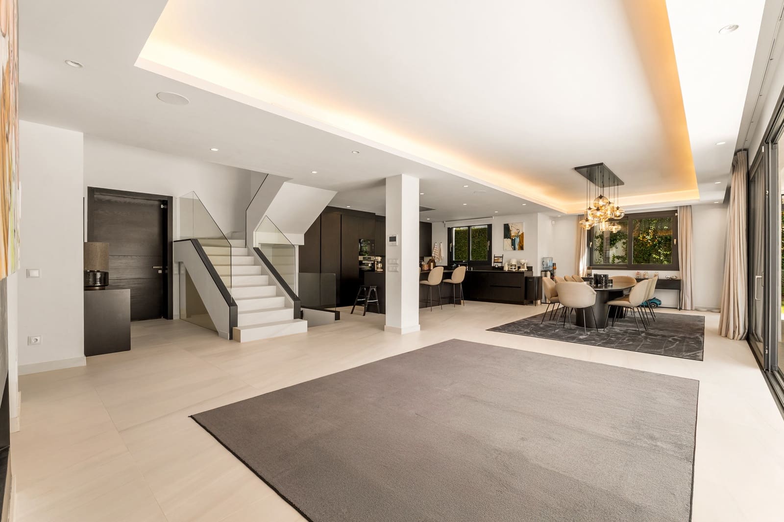 7 bedroom Villa for sale in Marbella with pool garage - € 4,200,000 (Ref: 9414530)