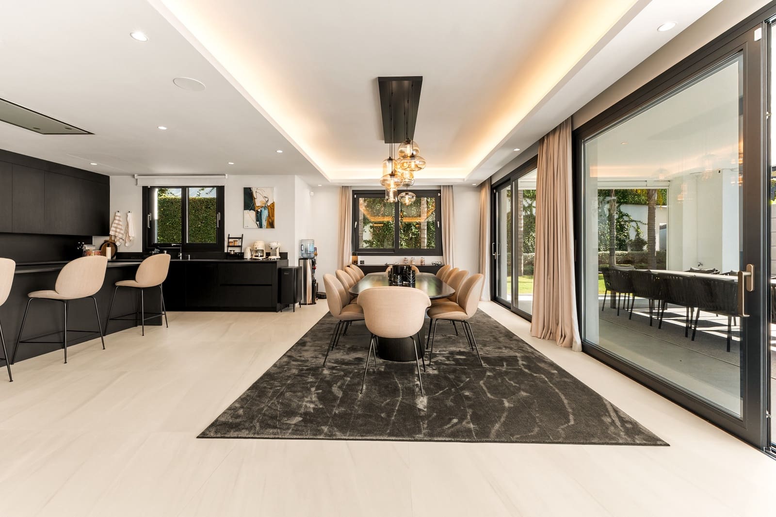 7 bedroom Villa for sale in Marbella with pool garage - € 4,200,000 (Ref: 9414530)