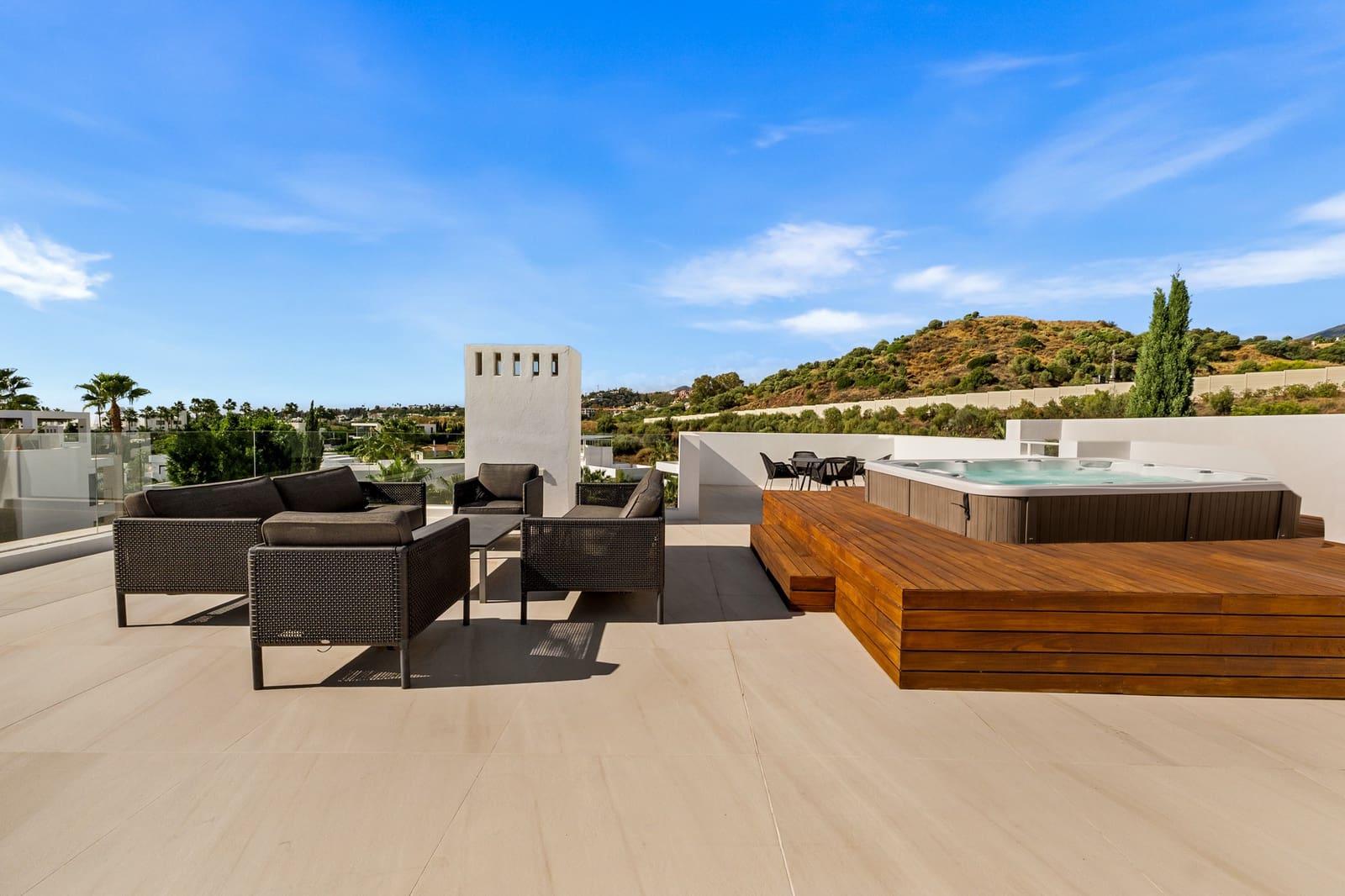 7 bedroom Villa for sale in Marbella with pool garage - € 4,200,000 (Ref: 9414530)