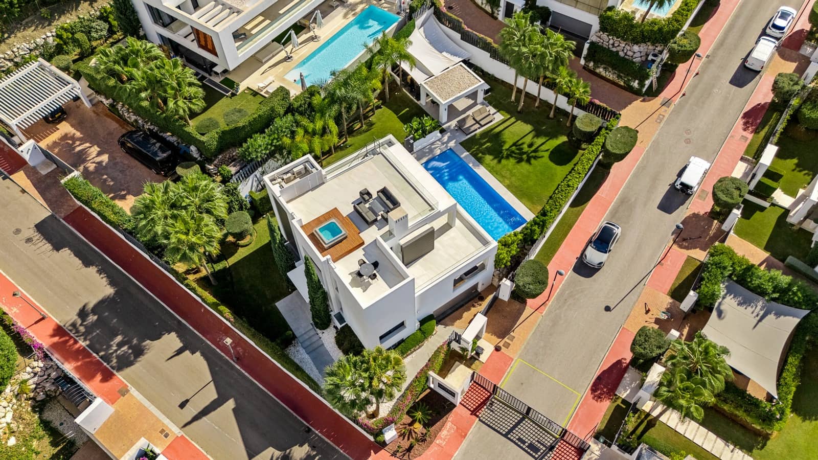 7 bedroom Villa for sale in Marbella with pool garage - € 4,200,000 (Ref: 9414530)