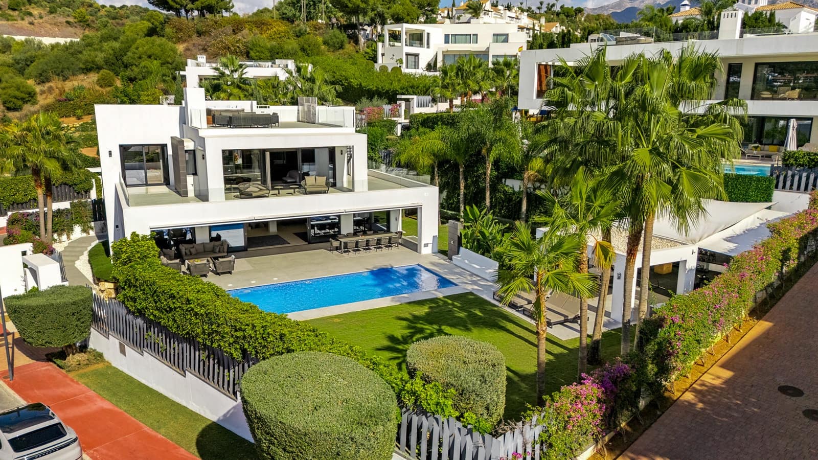 7 bedroom Villa for sale in Marbella with pool garage - € 4,200,000 (Ref: 9414530)