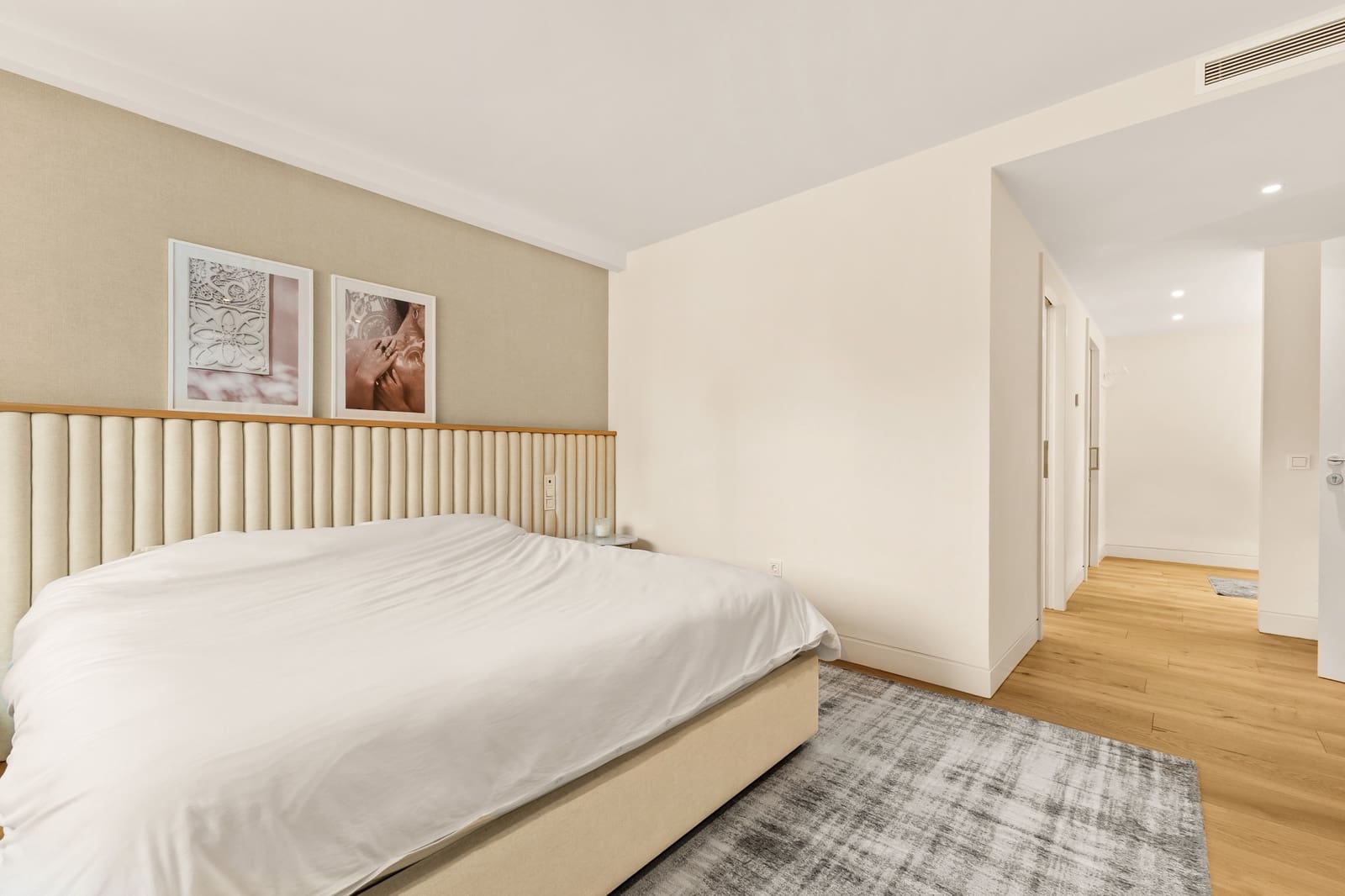 2 bedroom Apartment for rent in Marbella with pool garage - € 6,000 (Ref: 9450888)