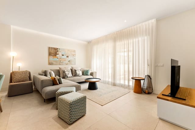 2 bedroom Apartment for rent in Marbella with pool garage - € 6,000 (Ref: 9450888)