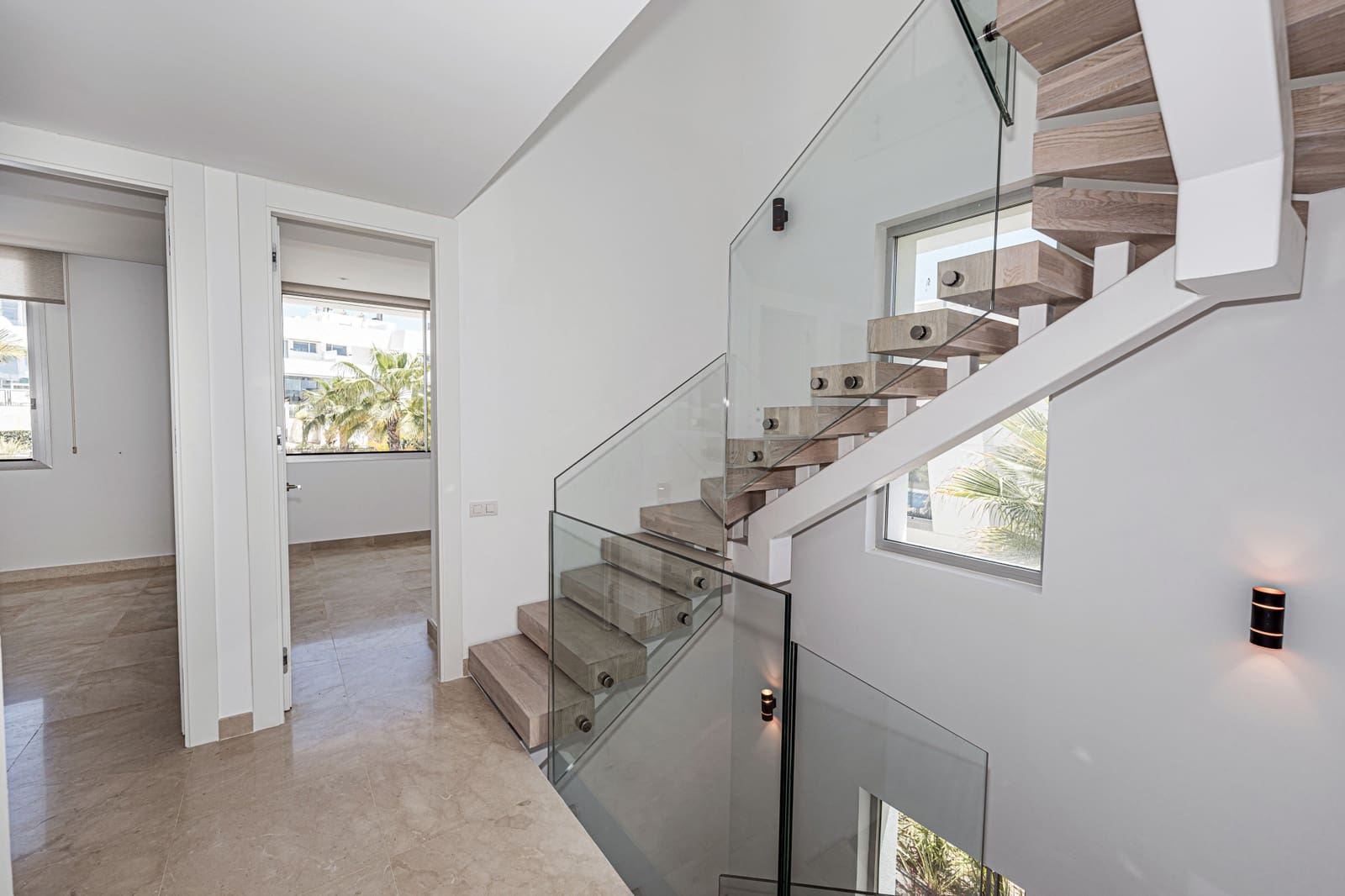 4 Zimmer Haus zu verkaufen in Marbella mit Pool Garage - 1.250.000 € (Ref: 9457836)