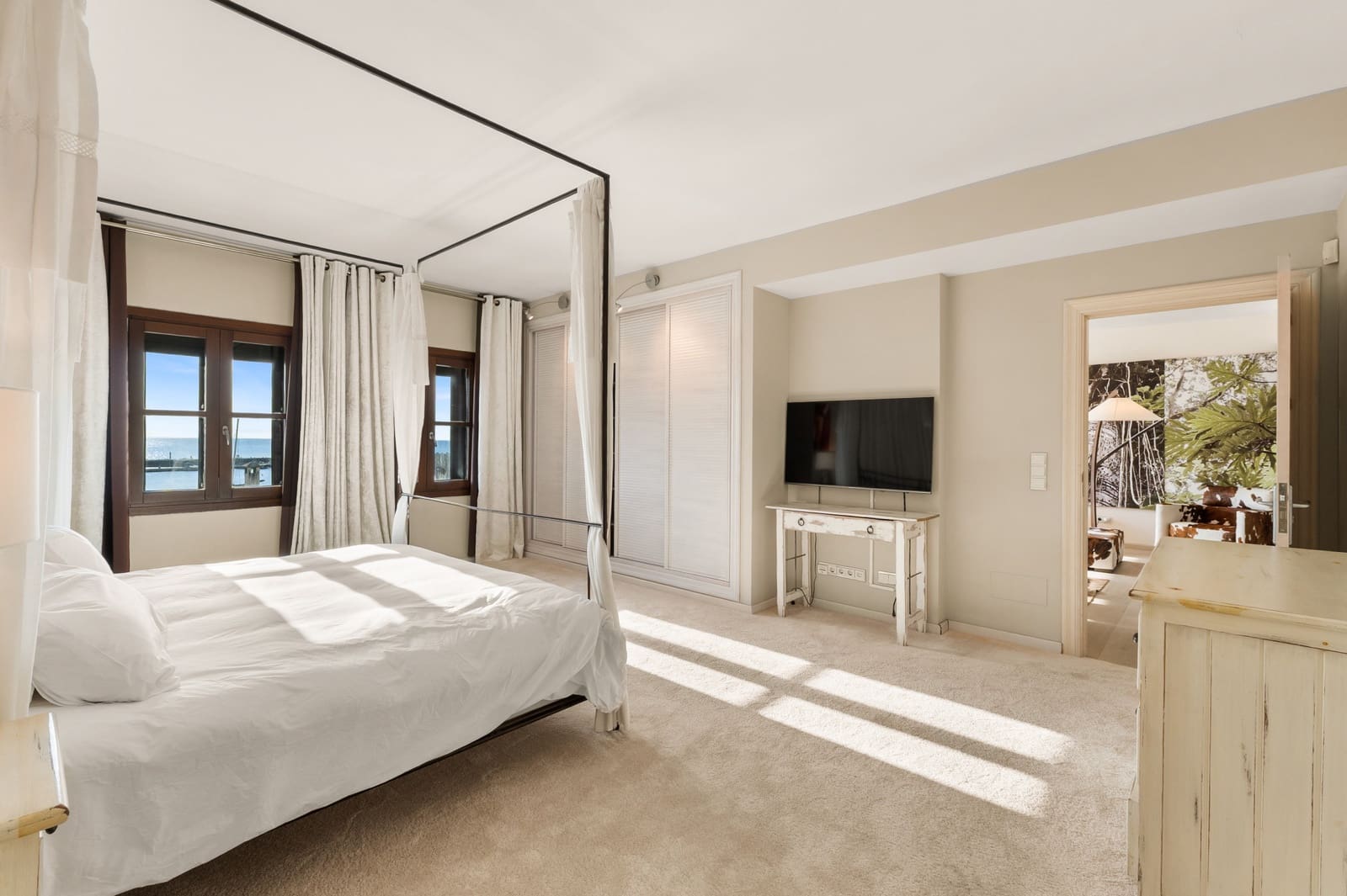 2 sovrum Lägenhet till salu i Puerto Banus med garage - 1 600 000 € (Ref: 9468834)