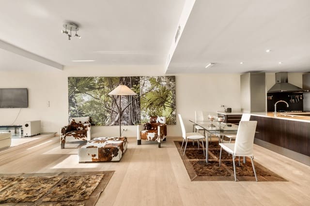 2 sovrum Lägenhet till salu i Puerto Banus, Marbella med garage - 1 600 000 € (Ref: 9468834)