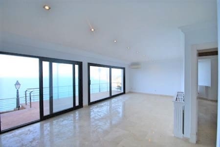 4 sovrum Hus att hyra i Badia Blava med pool garage - 6 000 € (Ref: 10111925)