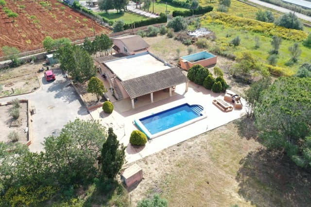 Finca/Casa Rural de 6 habitaciones en Llucmajor en venta con piscina - 785.000 € (Ref: 10111926)