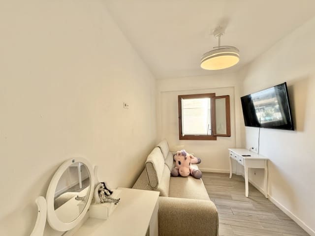 2 slaapkamer Flat te koop in Palma de Mallorca - € 369.000 (Ref: 10111929)