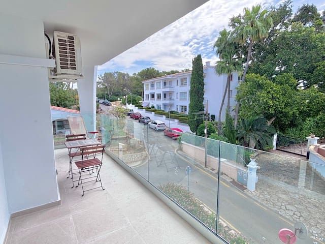 1 quarto Apartamento para arrendar em Palmanova, Calvià com piscina - 1 800 € (Ref: 10111930)