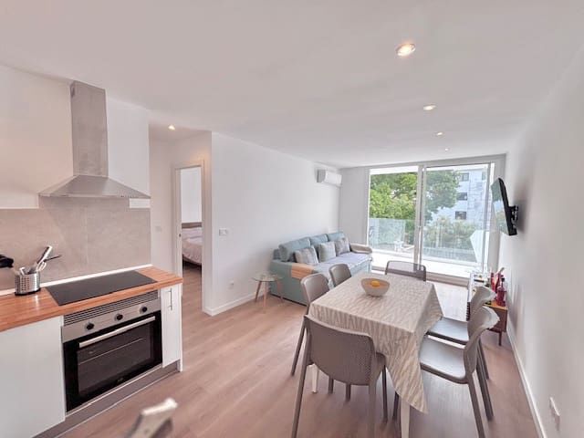 1 quarto Apartamento para arrendar em Palmanova, Calvià com piscina - 1 800 € (Ref: 10111930)
