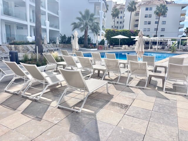 1 quarto Apartamento para arrendar em Palmanova com piscina - 1 800 € (Ref: 10111930)