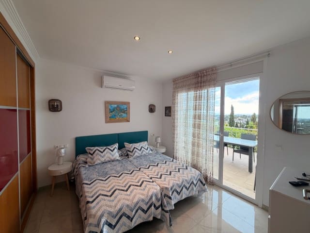 4 bedroom Villa for rent in Santa Ponsa with pool garage - € 15,000 (Ref: 10111932)