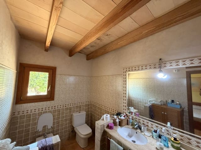 3 slaapkamer Finca/Landhuis te koop in Llucmajor met garage - € 700.000 (Ref: 10111933)