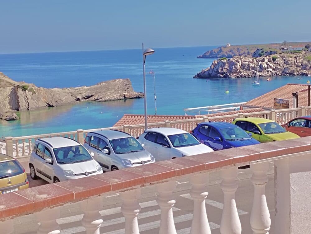 Restaurant/Bar for sale in Arenal d'en Castell - € 450,000 (Ref: 10111935)
