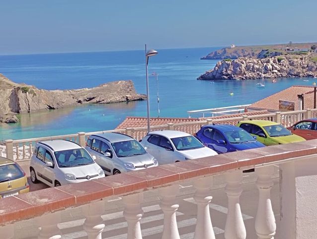 Restaurant/Bar for sale in Arenal d'en Castell, Es Mercadal - € 450,000 (Ref: 10111935)