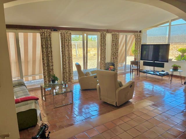 Casa de 5 habitaciones en Palma de Mallorca en venta con piscina garaje - 895.000 € (Ref: 10111936)
