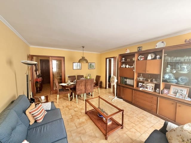 3 sypialnia Mieszkanie na sprzedaż w Es Castell - 384 000 € (Ref: 10111937)