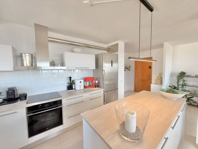3 sovrum Lägenhet till salu i Palmanova, Calvià med garage - 650 000 € (Ref: 10111938)