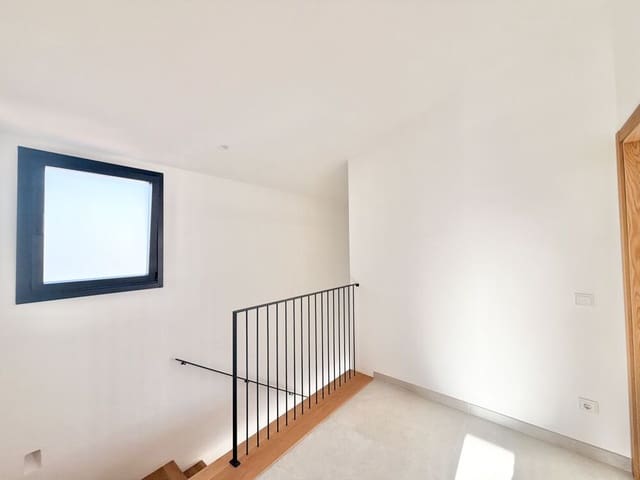 4 soverom Villa til salgs i Ciutadella de Menorca med svømmebasseng garasje - € 1 280 000 (Ref: 10111939)