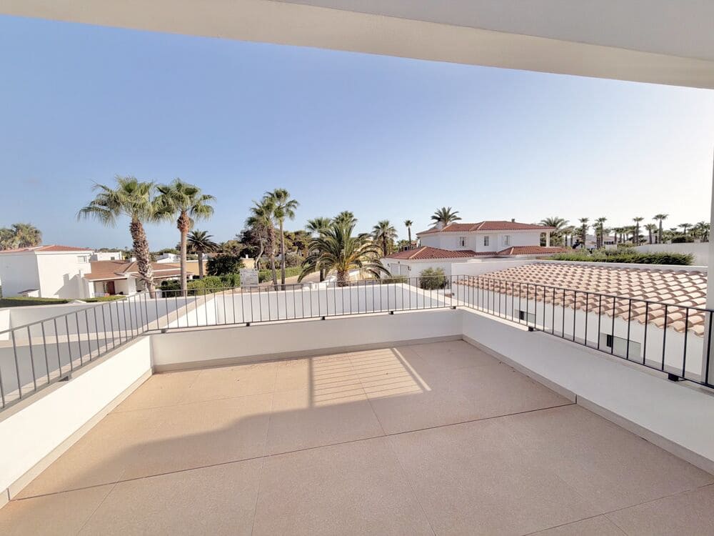 4 soverom Villa til salgs i Ciutadella de Menorca med svømmebasseng garasje - € 1 280 000 (Ref: 10111939)