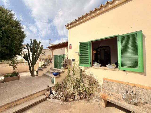 3 quarto Casa em Banda para venda em Sa Rapita / La Rapita, Campos com garagem - 695 000 € (Ref: 10111941)