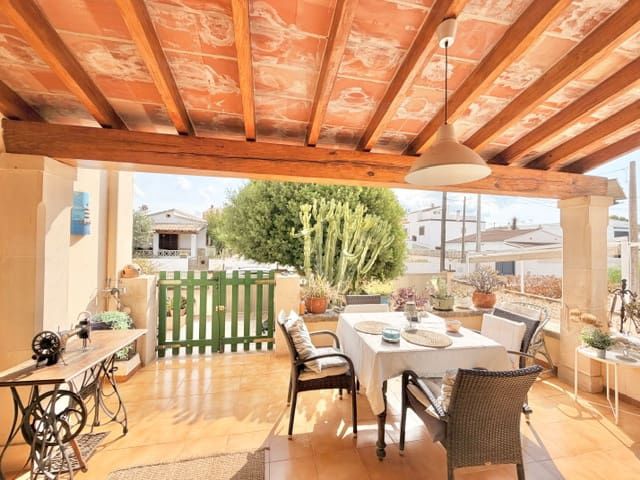 3 quarto Casa em Banda para venda em Sa Rapita / La Rapita, Campos com garagem - 695 000 € (Ref: 10111941)