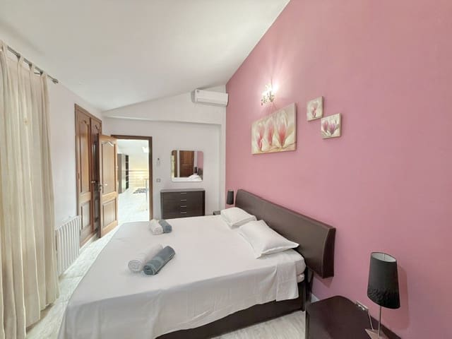 3 quarto Casa em Banda para venda em Muro com piscina garagem - 875 000 € (Ref: 10111944)
