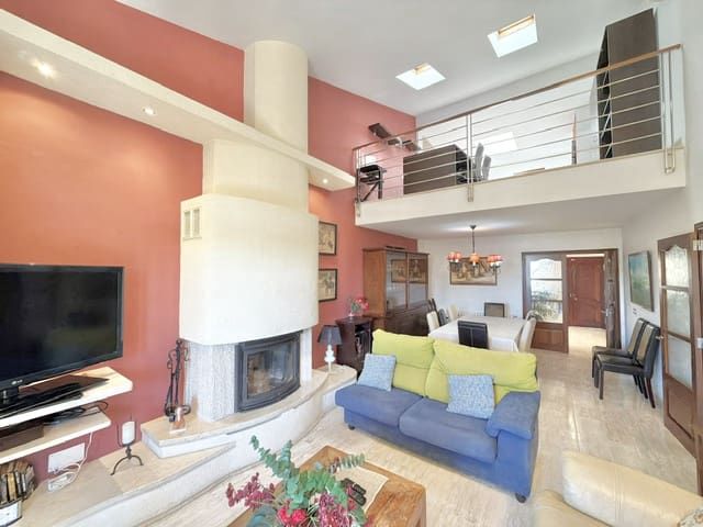 3 quarto Casa em Banda para venda em Muro com piscina garagem - 875 000 € (Ref: 10111944)