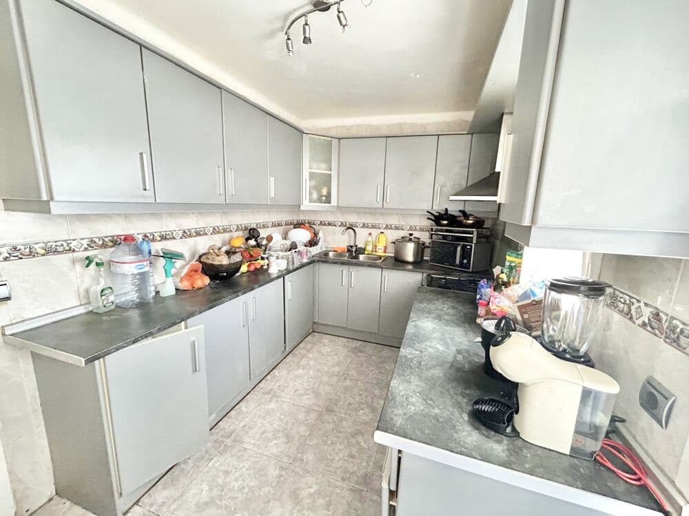 3 soveværelse Lejlighed til salg i L'Arenal / S'Arenal - € 379.000 (Ref: 10111945)