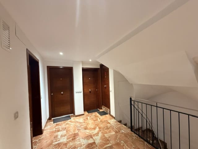 4 sovrum Takvåning till salu i Ciutadella de Menorca - 713 000 € (Ref: 10111946)