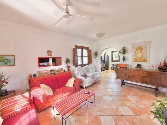 4 sovrum Finca/Hus på landet till salu i Algaida med pool - 3 200 000 € (Ref: 10111948)