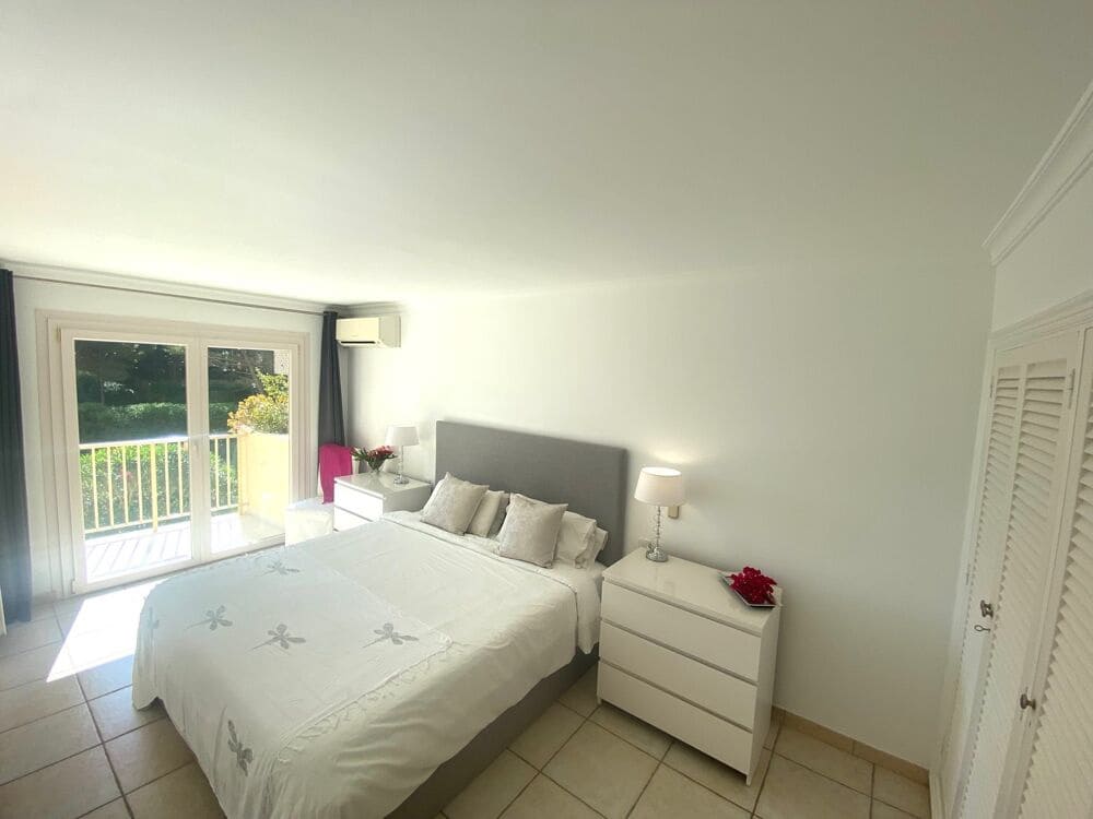 3 chambre Appartement à vendre à Cala Vinyes / Cala Vinyas / Cala Vinas avec piscine garage - 950 000 € (Ref: 10111950)