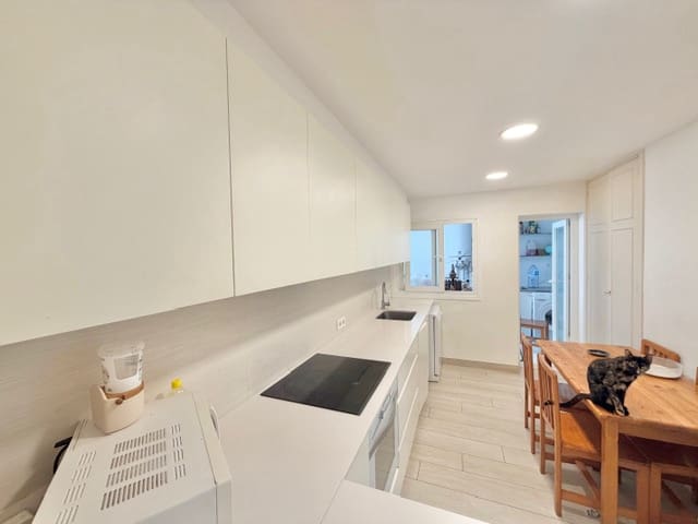 4 sypialnia Mieszkanie na sprzedaż w Ciutadella de Menorca - 414 000 € (Ref: 10111952)