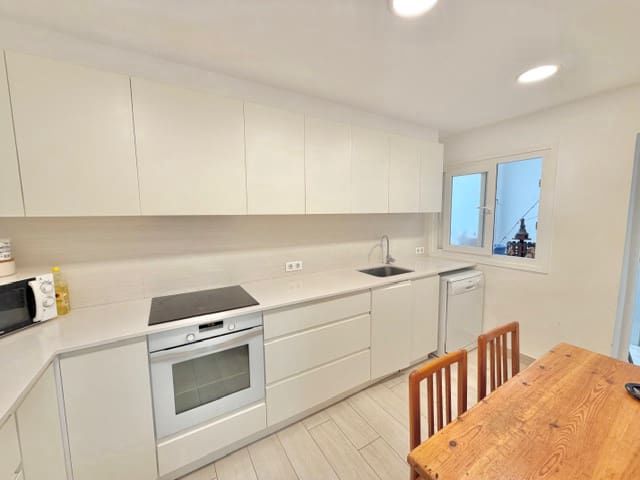 4 sypialnia Mieszkanie na sprzedaż w Ciutadella de Menorca - 414 000 € (Ref: 10111952)