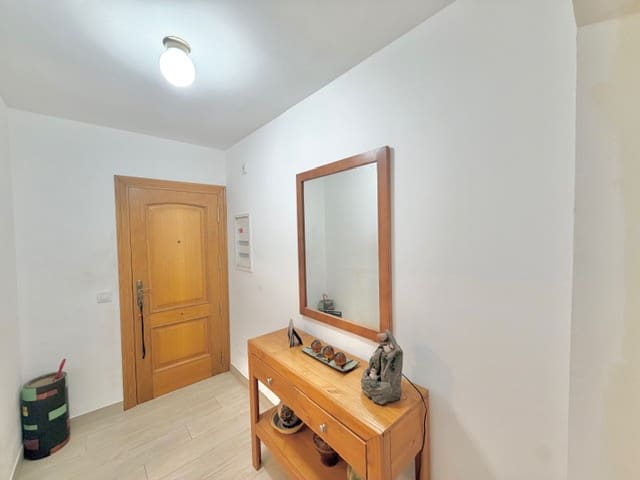 4 sypialnia Mieszkanie na sprzedaż w Ciutadella de Menorca - 414 000 € (Ref: 10111952)